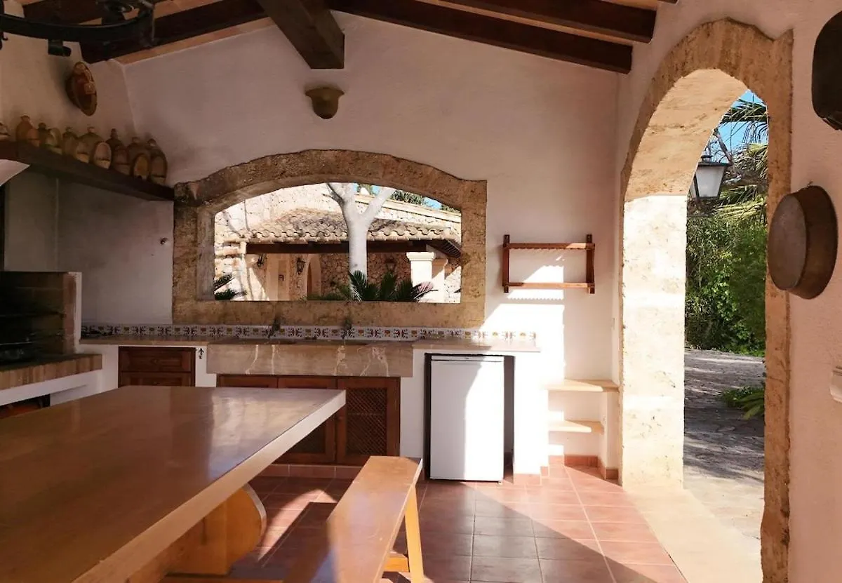 Charming Villa In Area Of Pollensa By Renthousing Port de Pollença